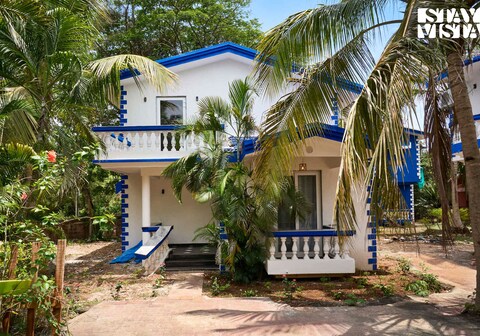 StayVista at Tarika's Santorini Haven