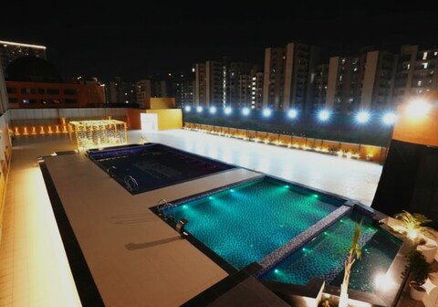 Luxury Hotel Apartment at with Swimming Pool - 1BHK Fully Furnished