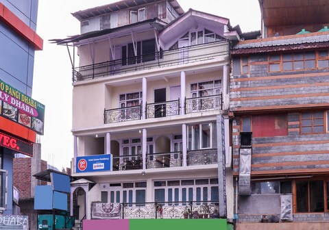 Hotel Sawan Residency