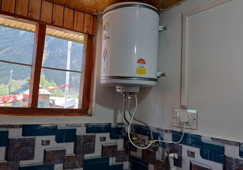 Tajamul Assad Guest House