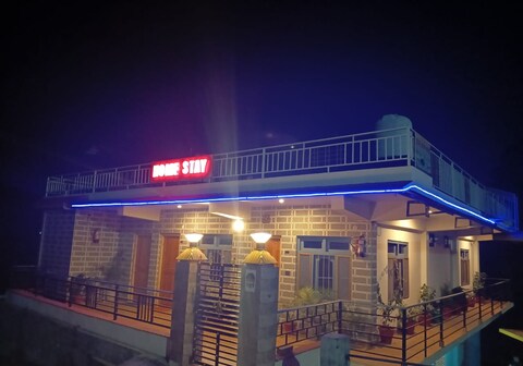 Binsar Royal Homestay By StayApart