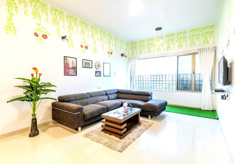 Gagal Home BKC Suite | Rooms & Caretaker