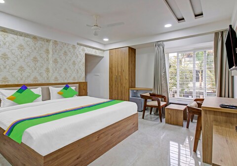 Treebo Chandraprasth Residency