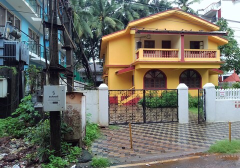 Marine Villa | AC Rooms & Caretaker