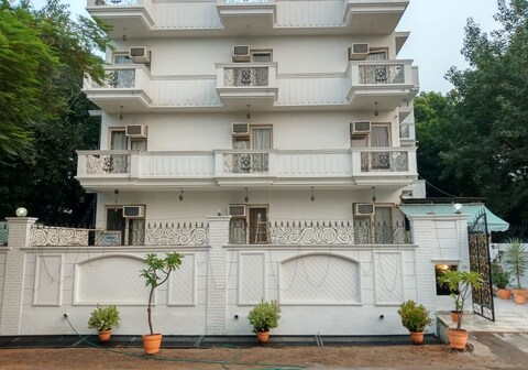 First Choice Guest House