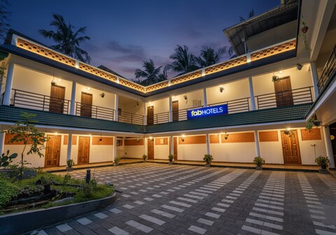 Fabhotel Star Inn Plus - Nr Kovalam Beach
