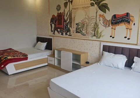 Kankane Hotels and Restaurant