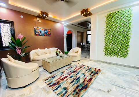 The Commune Ropeway Retreat