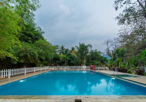 Dandeli jungle inn ( dandeli resort )