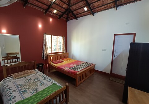 Taimane Homestay | Hill-view Rooms