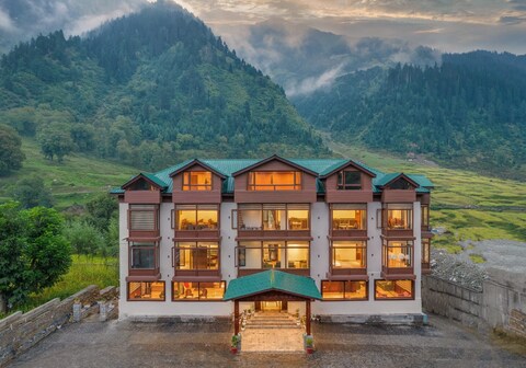 Badar Resorts & Spa by Stay Pattern - Riverside