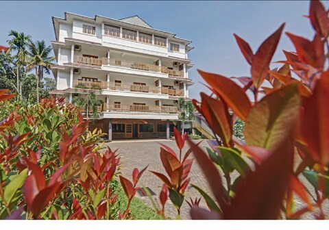 Elephant Route Resort