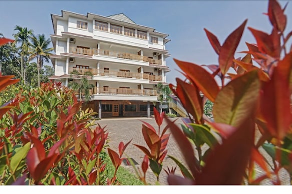 Elephant Route Resort