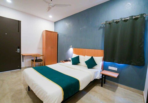 Super Hotel O Vivek inn Palace