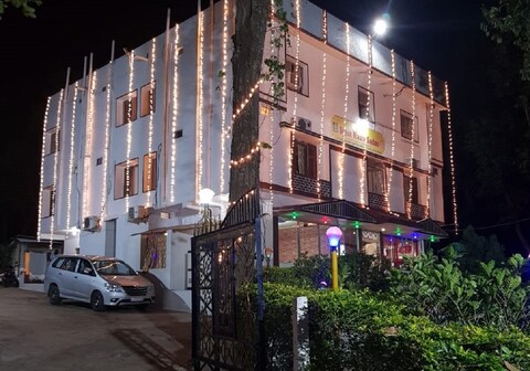 Hotel Shree Mata Sadan Amarkantak
