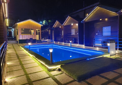 Woodhouse beach resort