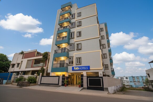 FabHotel Embassy Tribe