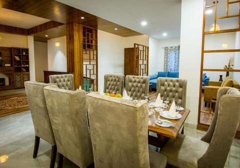 LivingStone 3BHK cottage Kasauli