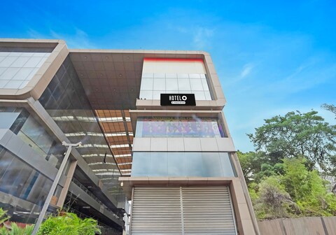 Super Hotel O Ugat Canal Surat Formerly Royal Orbit