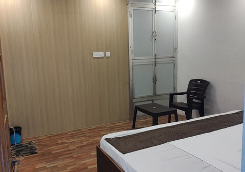 Shiv dhara home stay