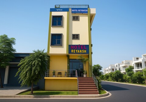 Via Reyansh