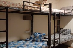 Kohinoor Inn Dormitory and Wi-Fi, Surat Kohinoor Inn Dormitory and Wi-Fi, Surat