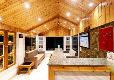 Spring Wood Hotel | Serene Mussoorie Stay | Free Parking & Peaceful Surroundings