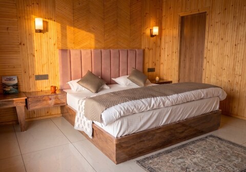 Rustic cabin