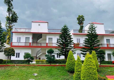 Mohdev Resort Comfort Amidst Nature