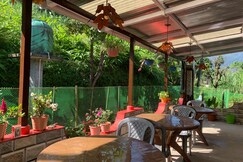 Bara Hatta Homestay, Darjeeling Bara Hatta Homestay, Darjeeling