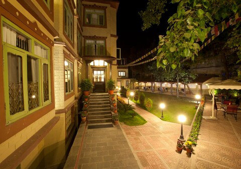 Shambaling Boutique Hotel