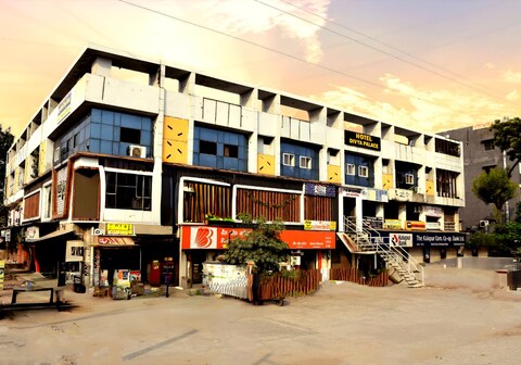 HOTEL DIVYA PALACE