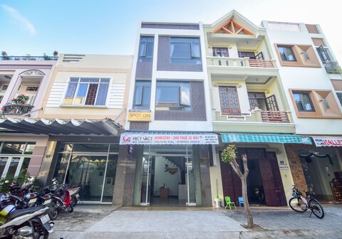 SPOT ON 806 Net Viet Homestay