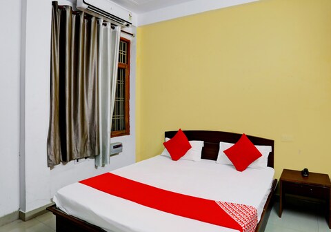 Hotel O Virasat Guest House