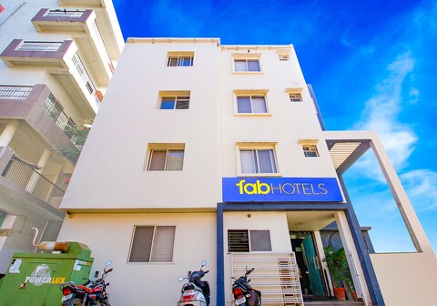 FabHotel Comfortable stay