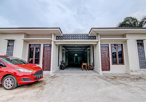 Hotel O Sandira Syariah