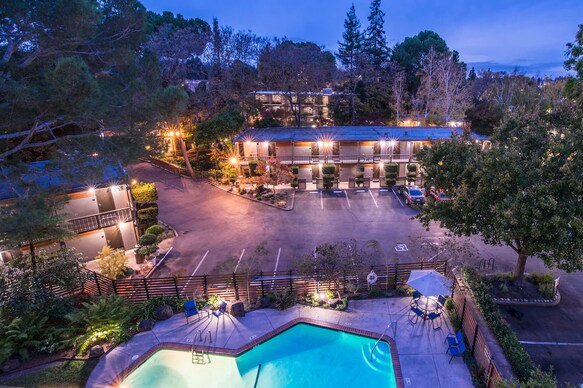 Creekside Inn Hotel Palo