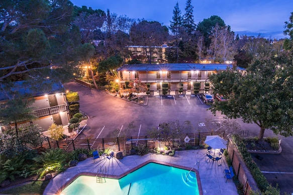 Creekside Inn Hotel Palo