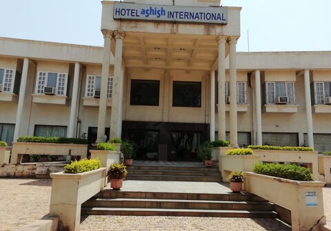 Hotel Ashish International