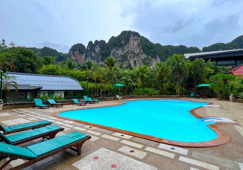 Green View Village Resort