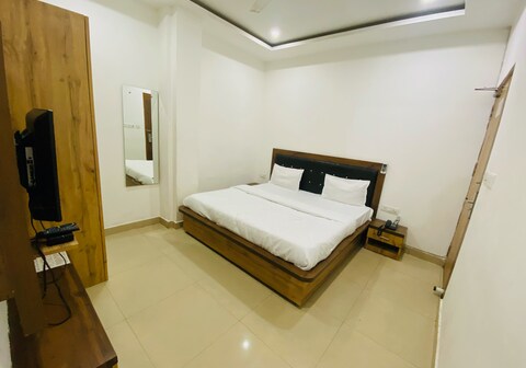 VRINDAVAN INN