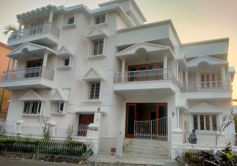 Ashray- "The Living Entity