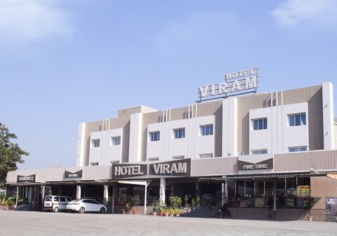 Hotel Viram & Guest House