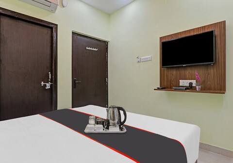 Hotel O Shiva Palace