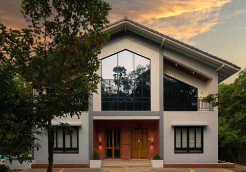 SaffronStays Arabella