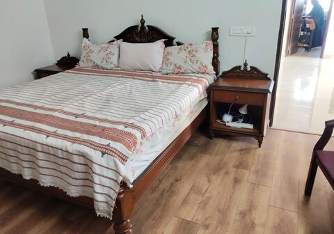 Queens Apartment |Entire 3 BHK
