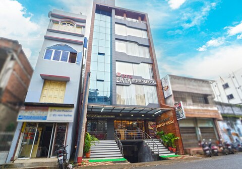 Hotel Ekta International