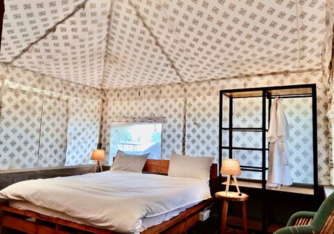H2H- Riverside Lux Tent in Himalayas by Homeyhuts