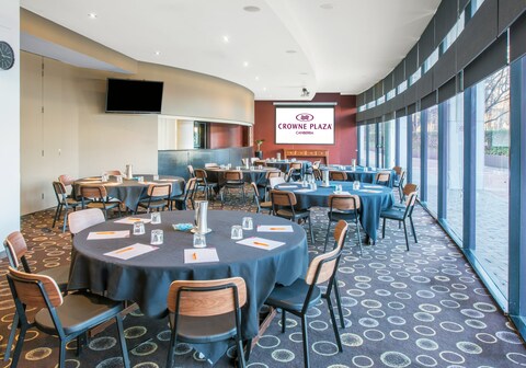 Crowne Plaza CANBERRA