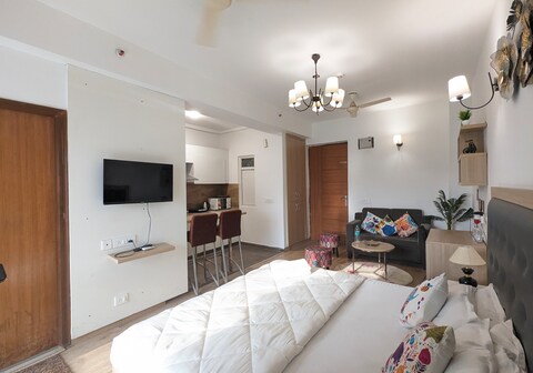 The Serenity Suite By BonVoyage